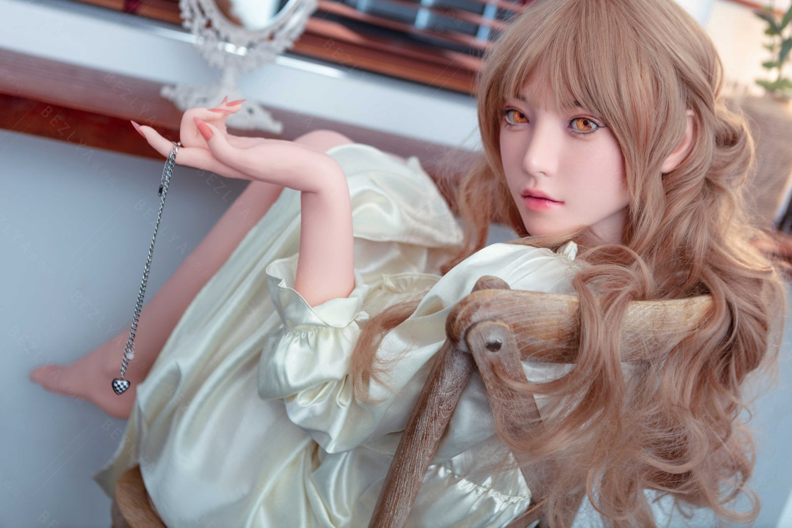 Iris seksa lelle (Bezlya Doll 160 cm C-kauss 2,1 silikona)