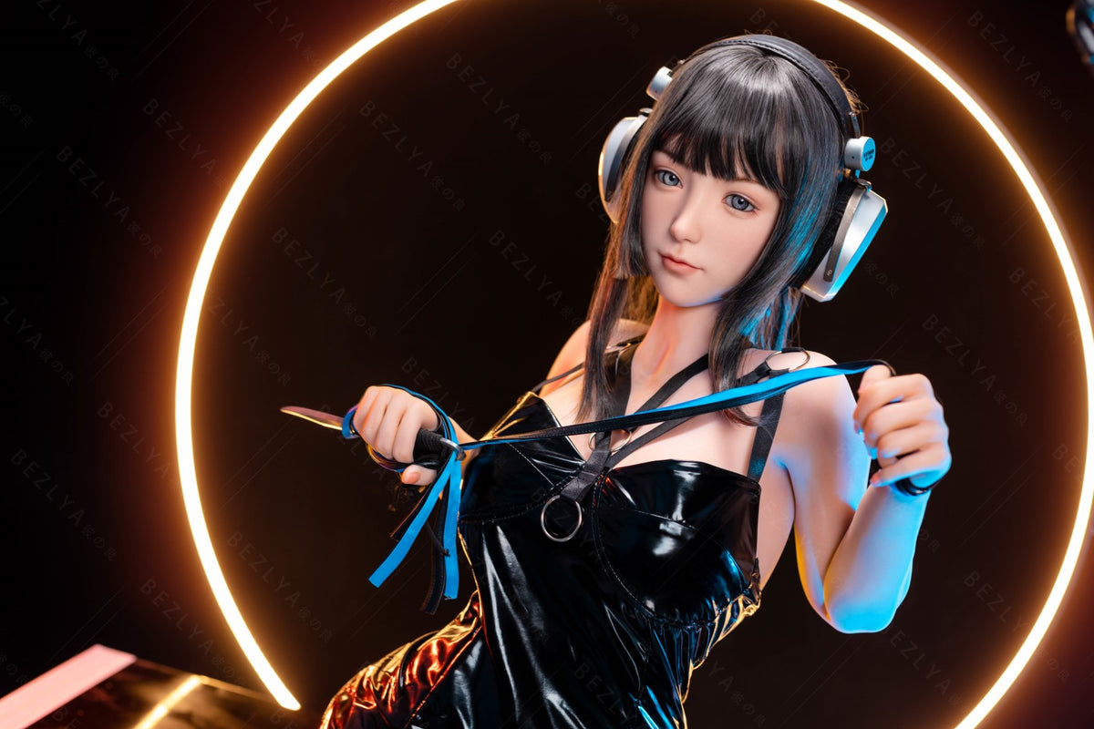 Seksa lelle Gardēnija (Bezlya Doll 155 cm E-kauss 2.2CF silikons)