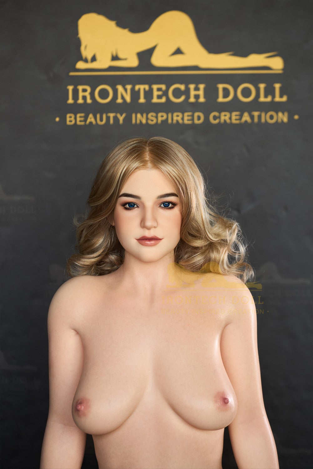 Eila Adamsa pornozvaigzne seksa lelle (Irontech Doll 160 cm C-kausa silikons)