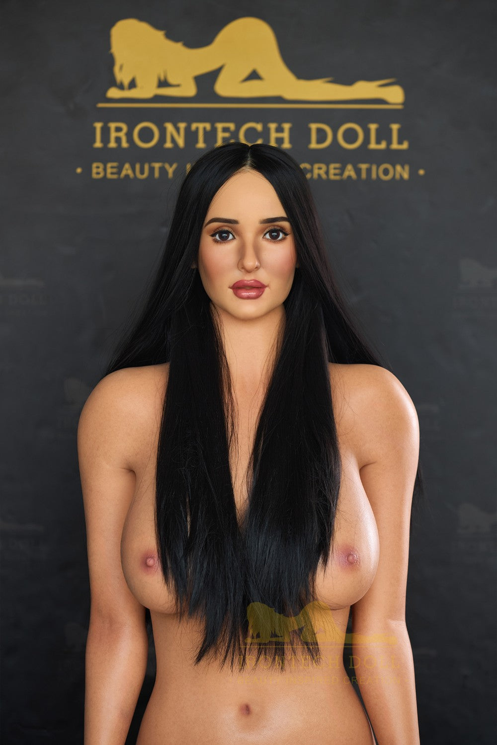 Violeta Vosa pornozvaigznes seksa lelle (Irontech Doll 178cm E-kauss silikons)