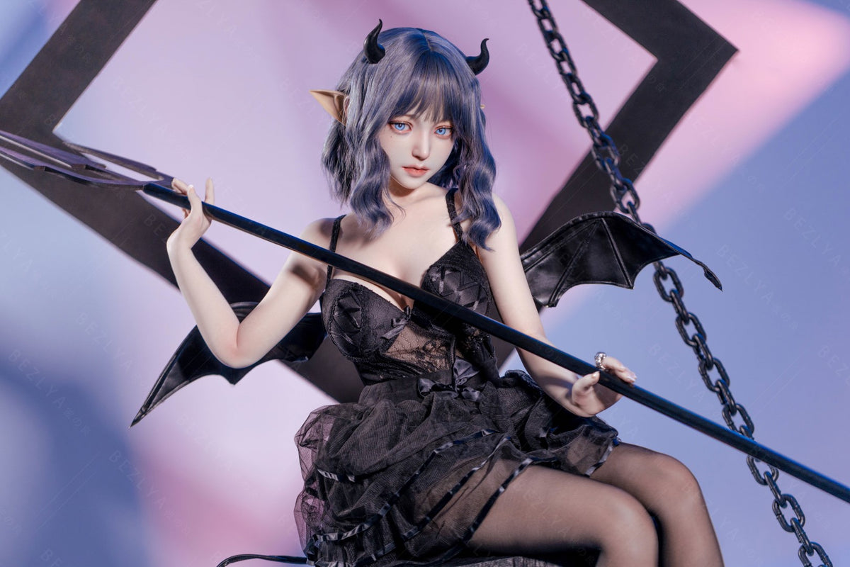 Kampanula seksa lelle (Bezlya Doll 149 cm D-kauss 2,1 silikona)