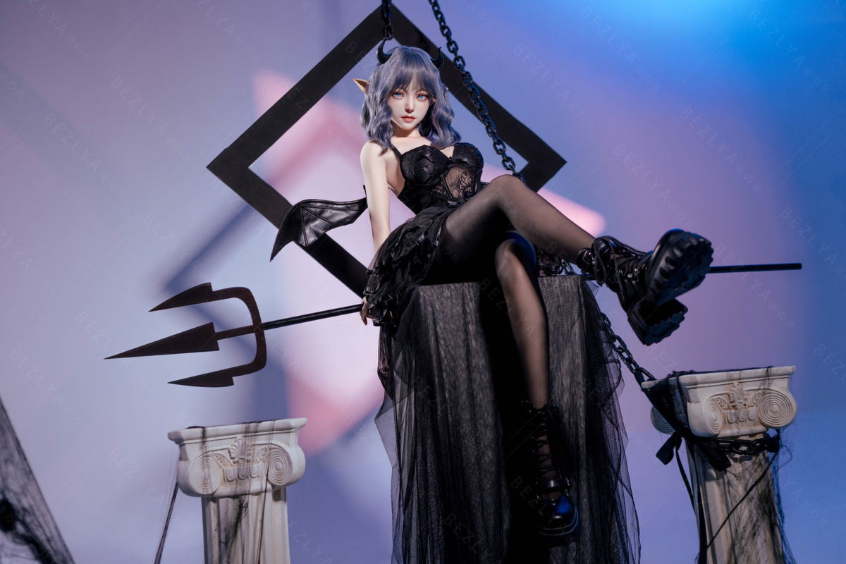 Kampanula seksa lelle (Bezlya Doll 149 cm D-kauss 2,1 silikona)