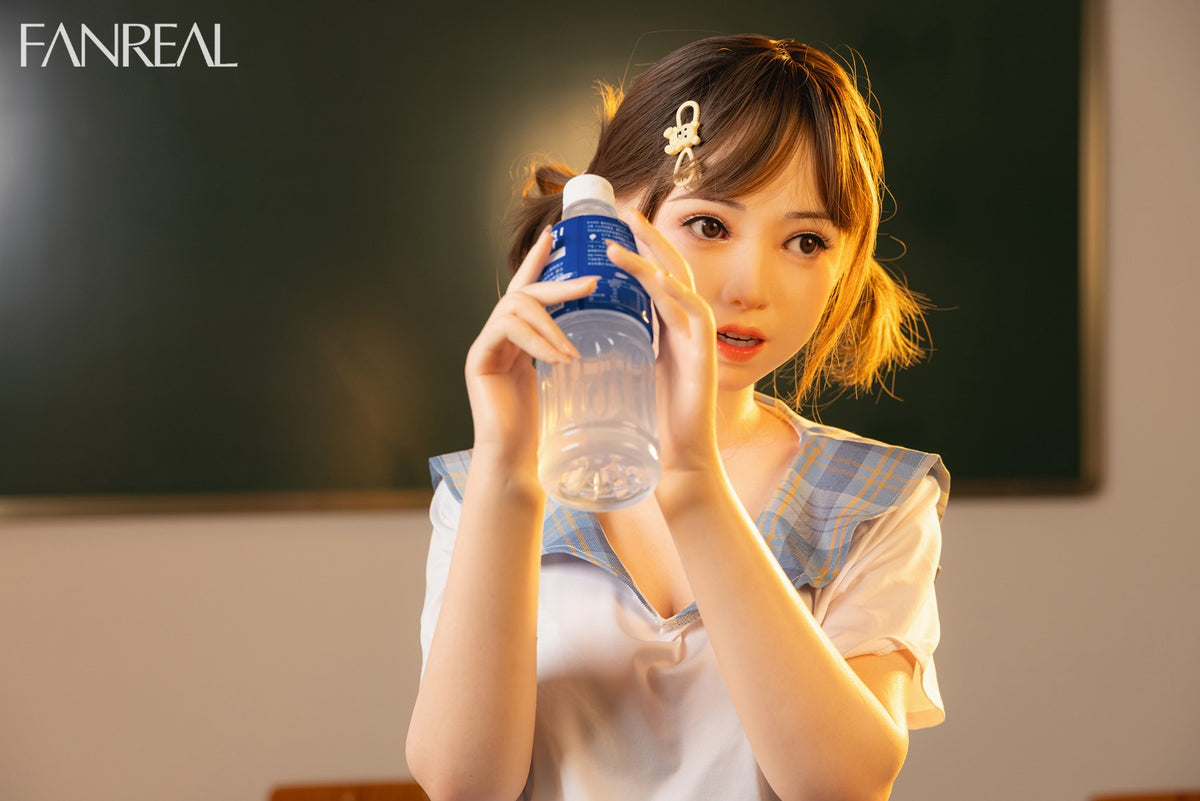 Mo Sex Doll (FanReal Doll 155 cm F-kauss silikons)