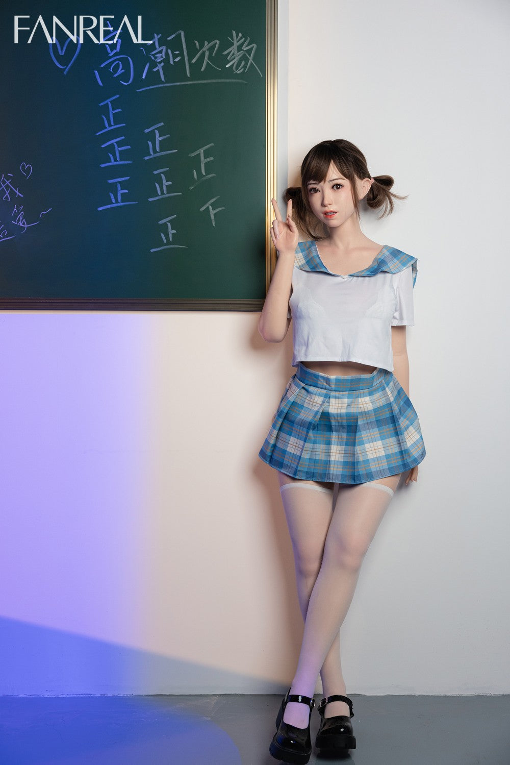 Mo Sex Doll (FanReal Doll 155 cm F-kauss silikons)