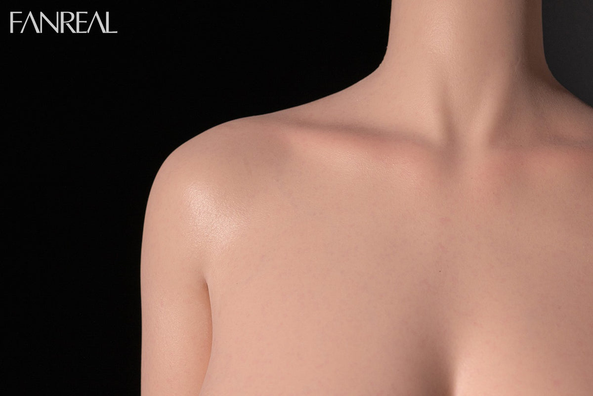 Mo Sex Doll (FanReal Doll 155 cm F-kauss silikons)