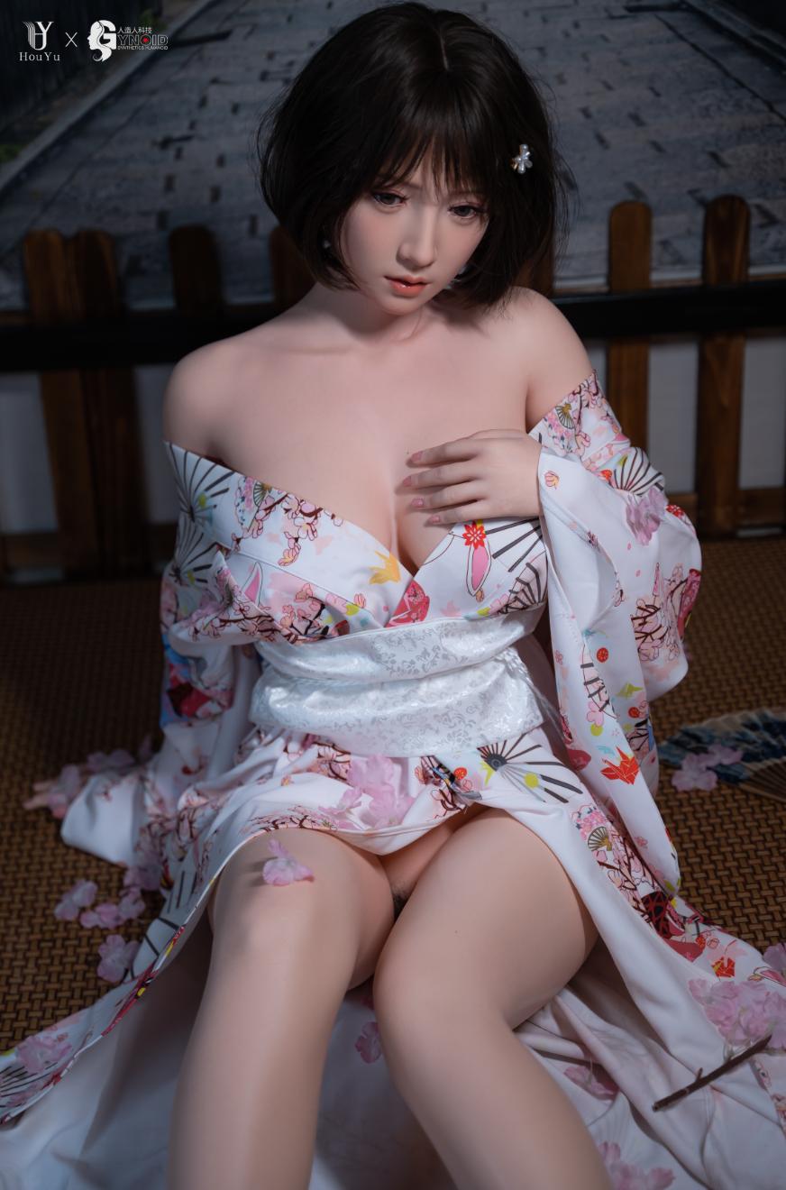 Seksa lelle Elle (HouYu Doll 150cm F-Cup silikona)