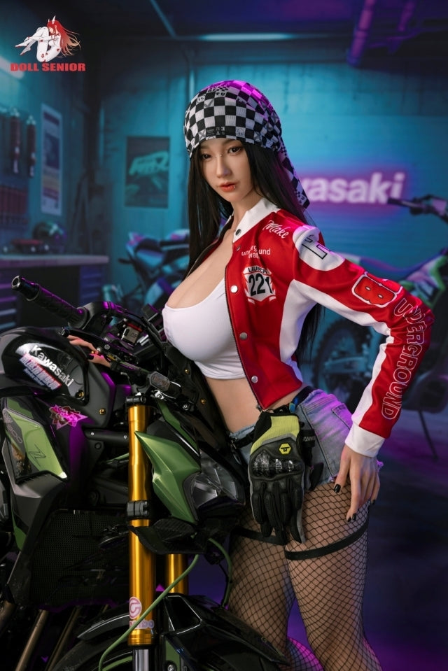 Vuksu seksa lelle (Doll Senior 170 cm G-kauss Nr. 24 RST silikons)