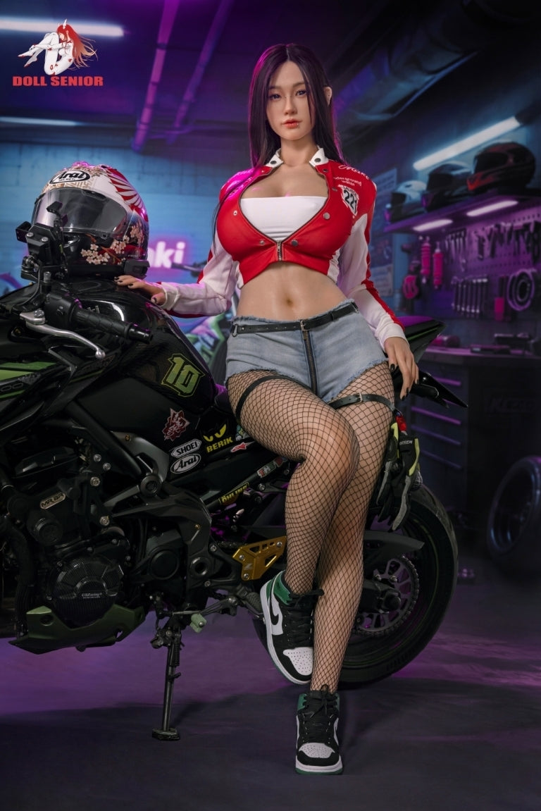 Vuksu seksa lelle (Doll Senior 170 cm G-kauss Nr. 24 RST silikons)