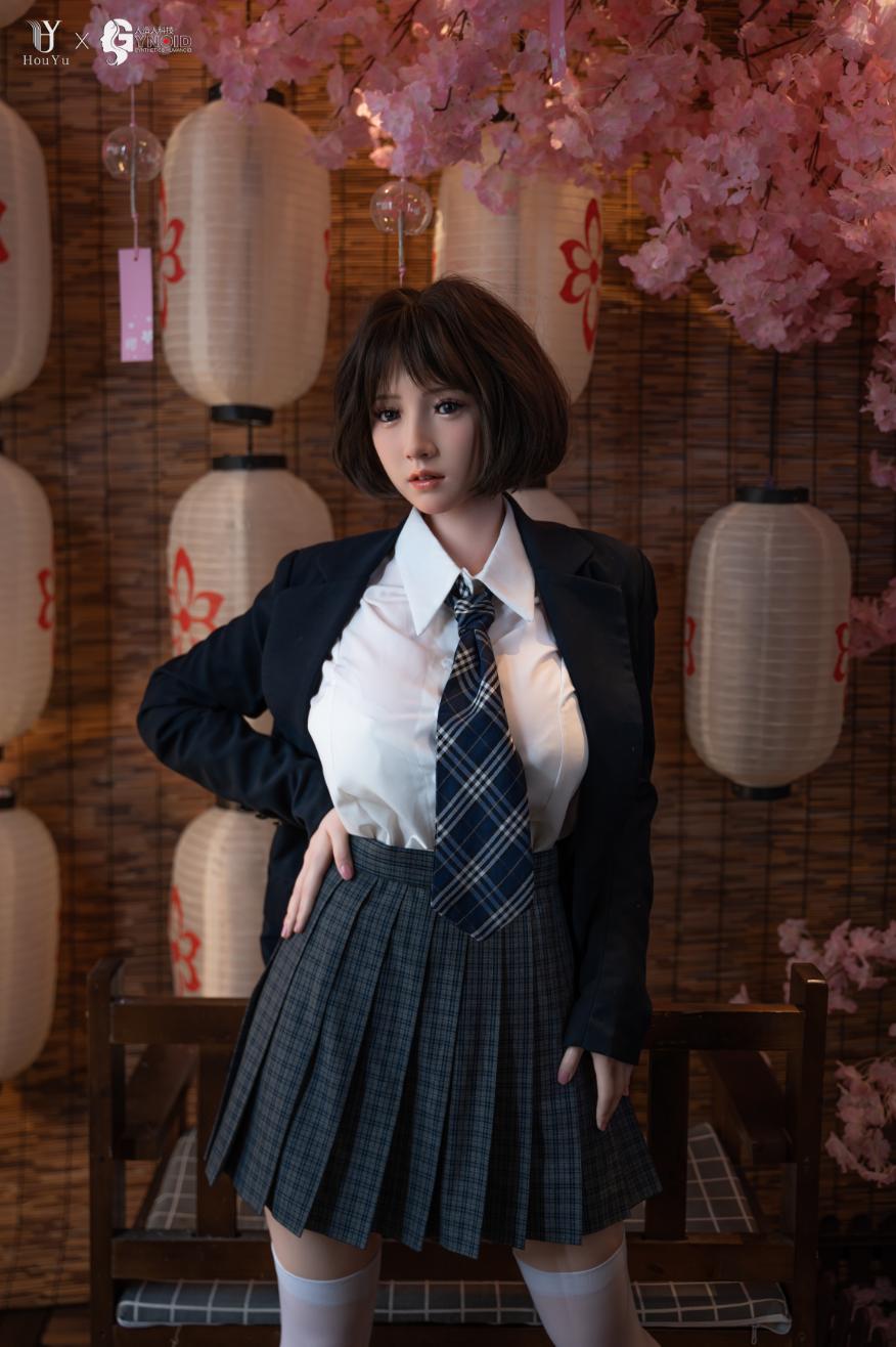 Seksa lelle Elle (HouYu Doll 150cm F-Cup silikona)