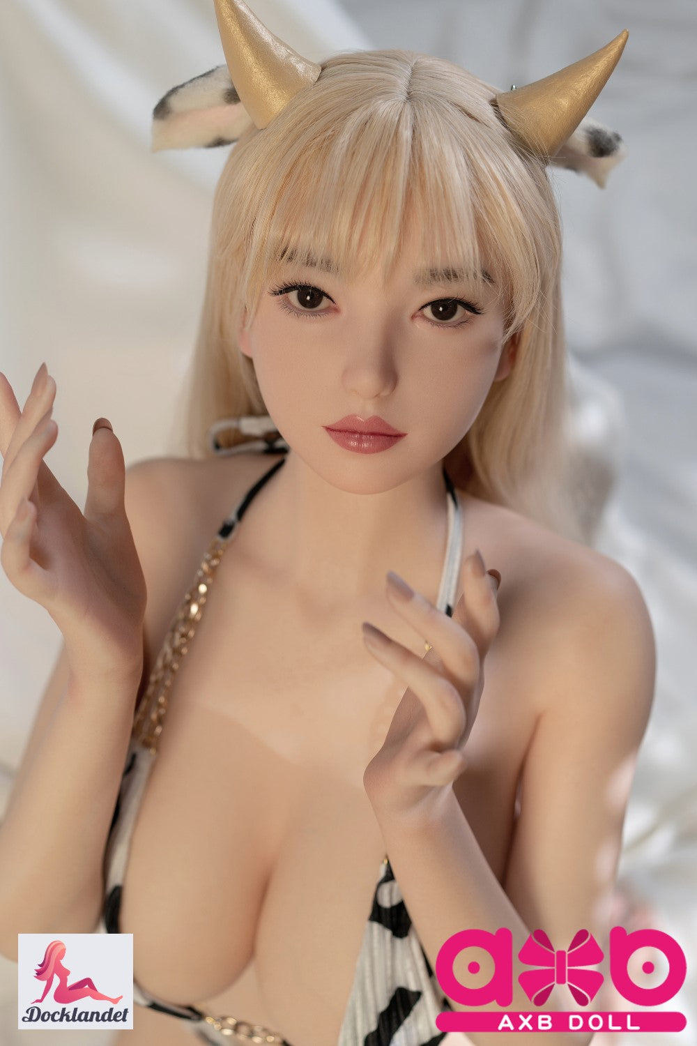 Riko seksa lelle (AXB Doll 143 cm H-Cup GE06 silikons)