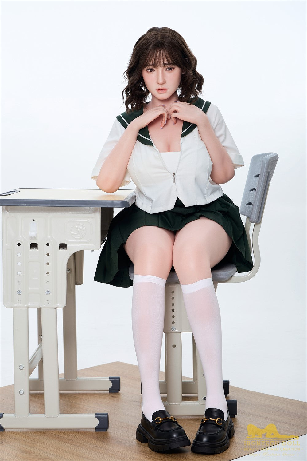 Betija Šemāla seksa lelle (Irontech Doll 162 cm J-Kupa S7 silikons)