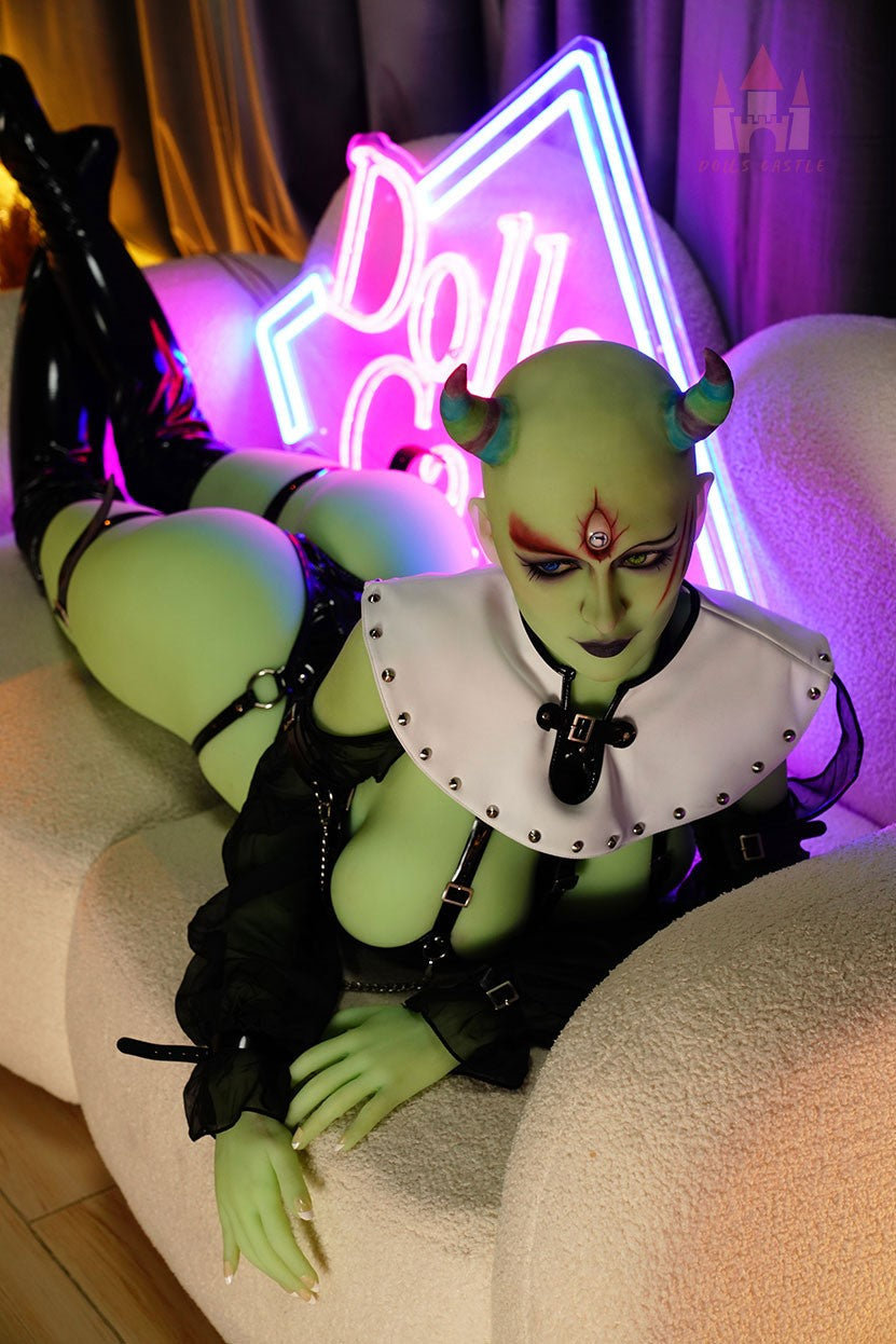 Eugenia Sex Lelle (Dolls Castle 168 cm E-Cus #A4 TPE)