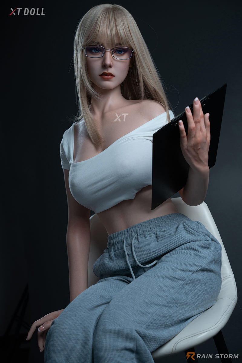 Seksa lelle Irina (XT Doll 163 cm F-Cus #XT-18 silikons)