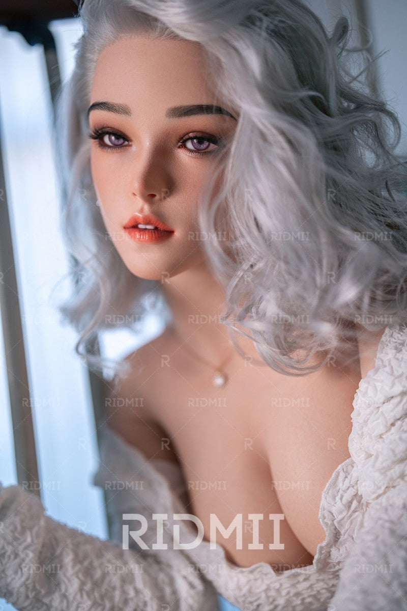Arina seksa lelle (Ridmii Doll 164 cm C-kausa silikons)