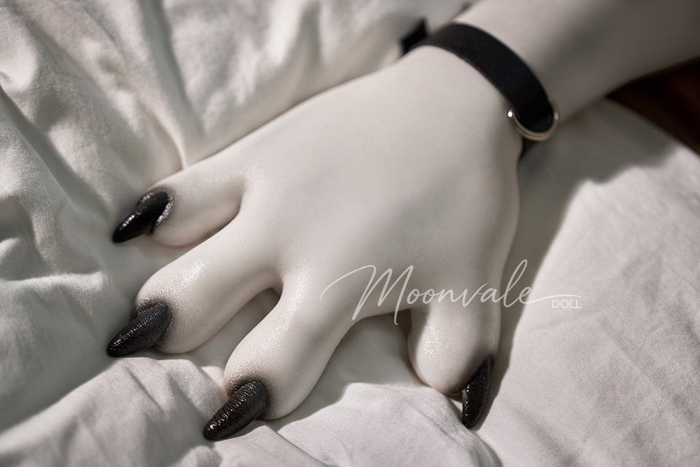 Lyora Sex Doll (Moonvale Doll 155cm B-cup silikona)