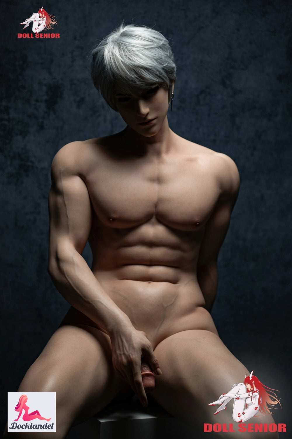 Baijins ir ekskluzīvs tēviņš sex doll no Doll Senior uguns. Tiešām garš vīrietis sex doll 185 cm garš ar raupju muskuļotu ķermeni un vīrišķīgu izskatu ar nedaudz androgīniem vaibstiem. Šis ir ļoti reālistisks vīrietis sex doll pilnībā izgatavots no silikona un ar īpaši detalizētu formētu apvalku, tā saukto "īsto ādas tekstūru" (RST).
