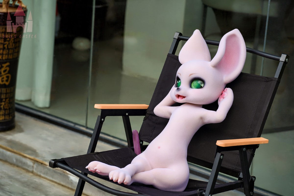 Siera peles seksa lelle (Dolls Castle 80 cm A-Cus silikona)