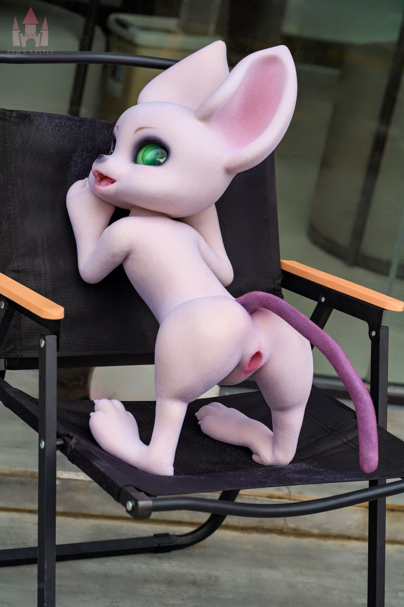 Siera peles seksa lelle (Dolls Castle 80 cm A-Cus silikona)