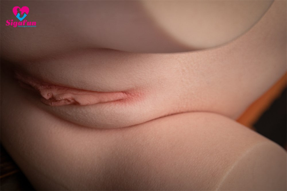 Hannah Sex Doll SG-T-014 (Sigafun Body 55 cm E-Cup silikona)