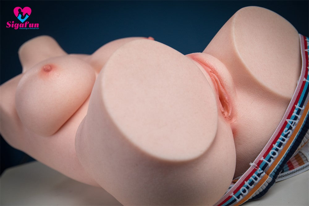 Megan Sex Doll SG-T-013 (Sigafun Body 45cm D-Cup silikona)