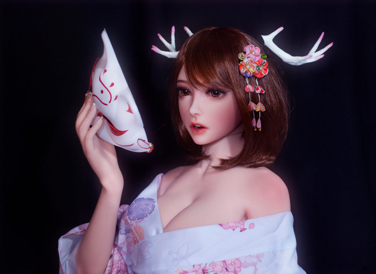 Akimoto Mizuki seksa lelle (Elsa Babe 150 cm HB021 silikons)