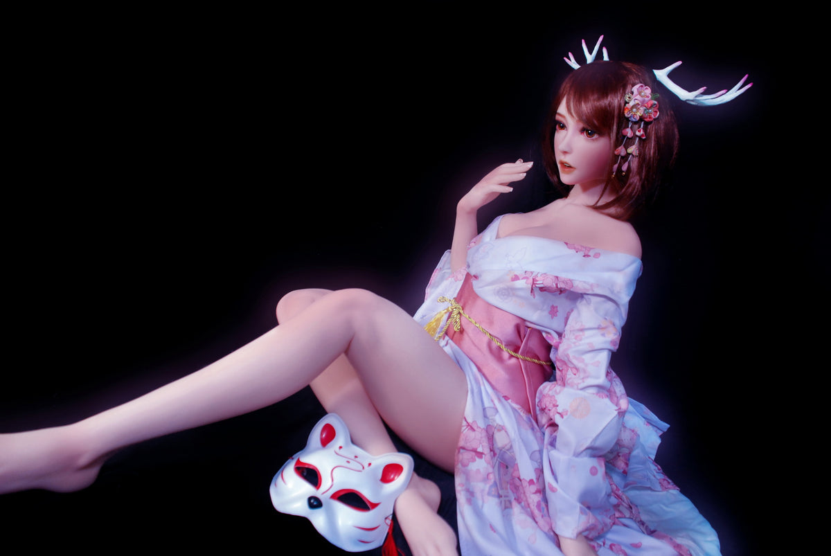 Akimoto Mizuki seksa lelle (Elsa Babe 150 cm HB021 silikons)