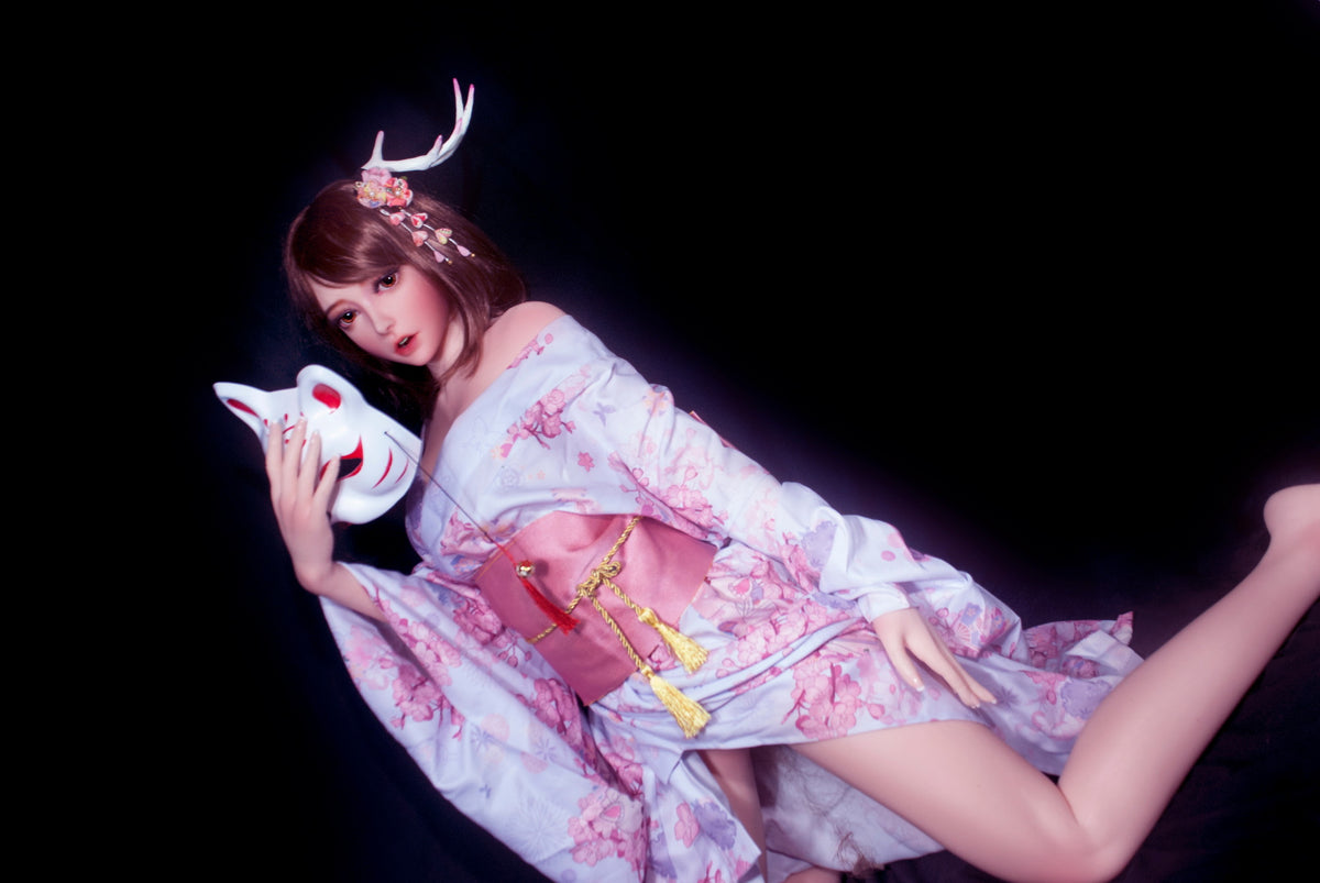 Akimoto Mizuki seksa lelle (Elsa Babe 150 cm HB021 silikons)
