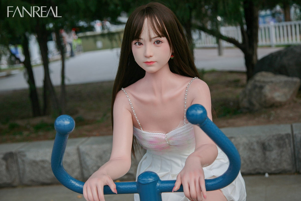 Mo Sex Doll (FanReal Doll 153 cm B-kauss silikons)