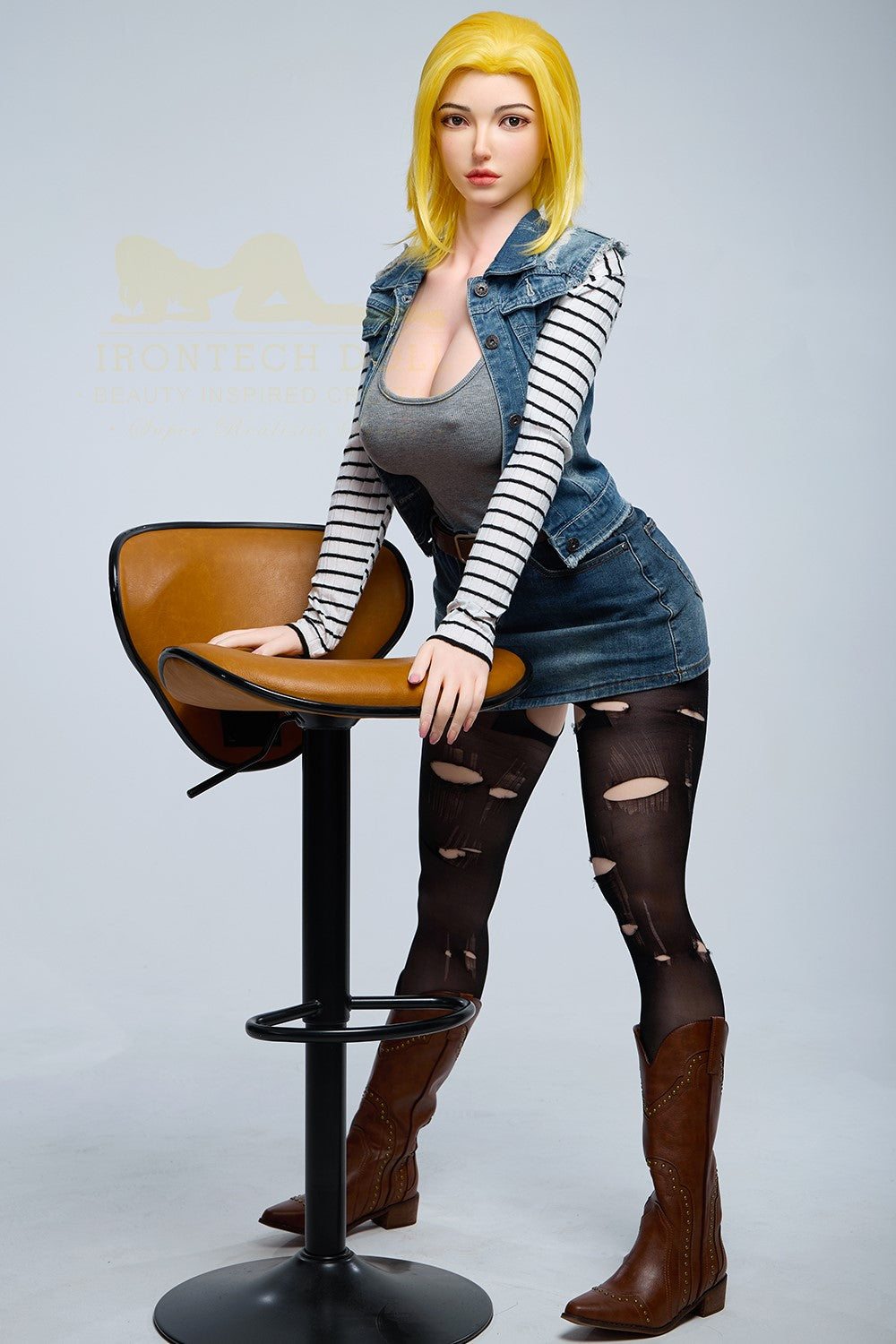 Joline Android 18 seksa lelle (Irontech Doll 159 cm G-Cup S41 silikons)