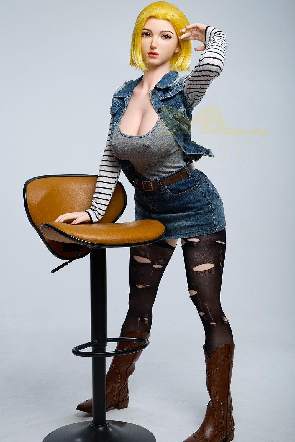 Joline Android 18 seksa lelle (Irontech Doll 159 cm G-Cup S41 silikons)