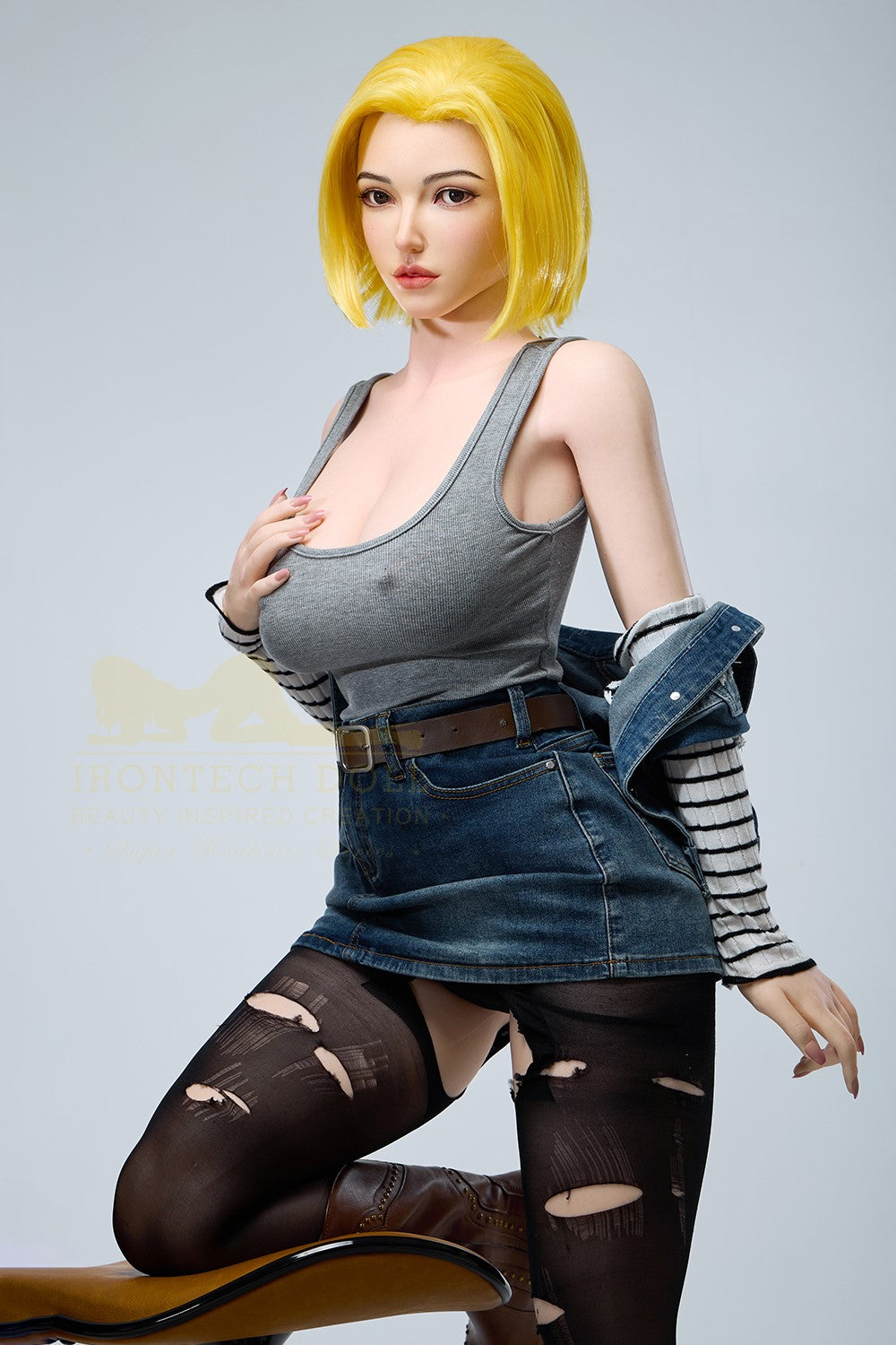 Joline Android 18 seksa lelle (Irontech Doll 159 cm G-Cup S41 silikons)