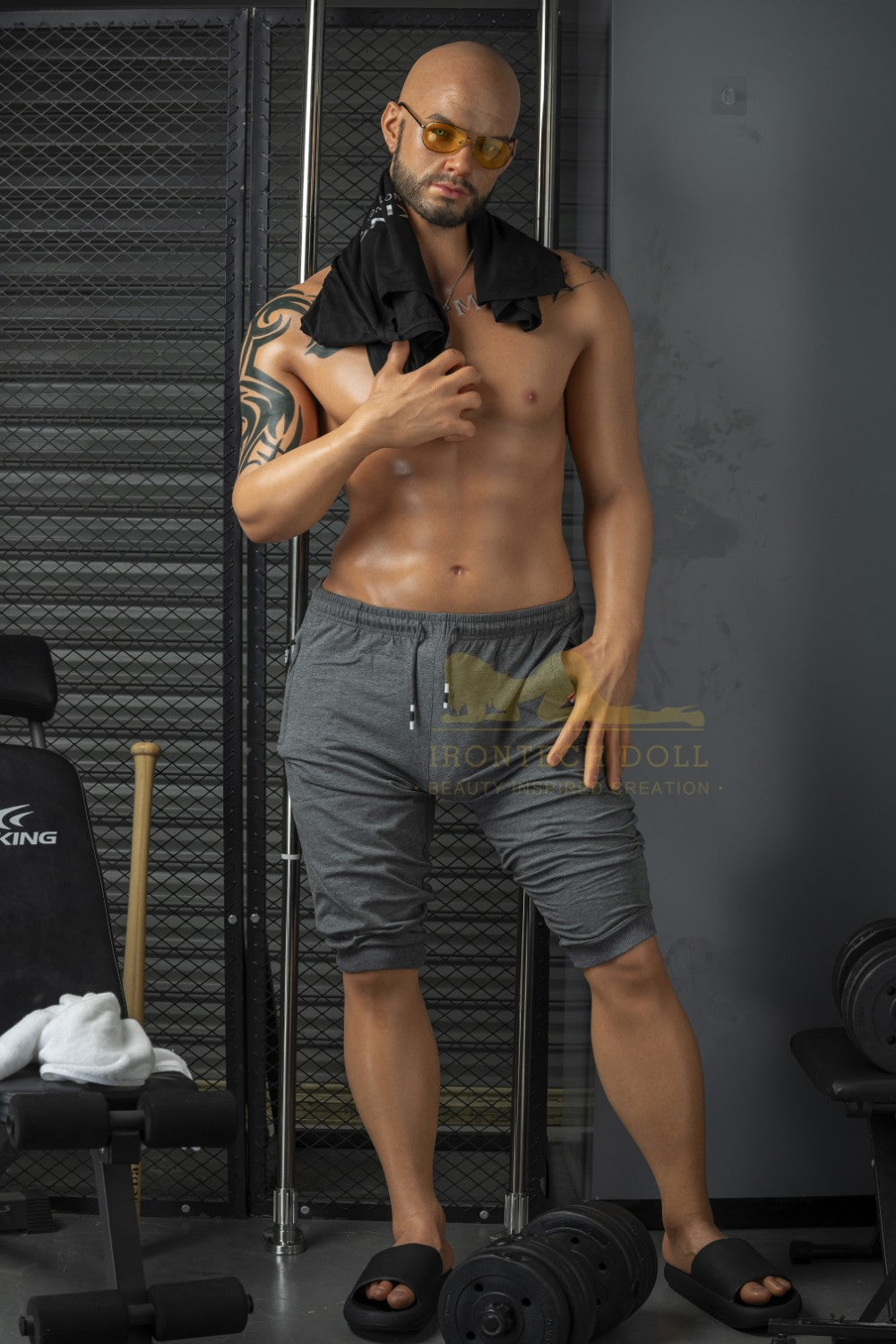 Klifa Džensena pornozvaigzne seksa lelle (Irontech Doll 190cm Silikona)