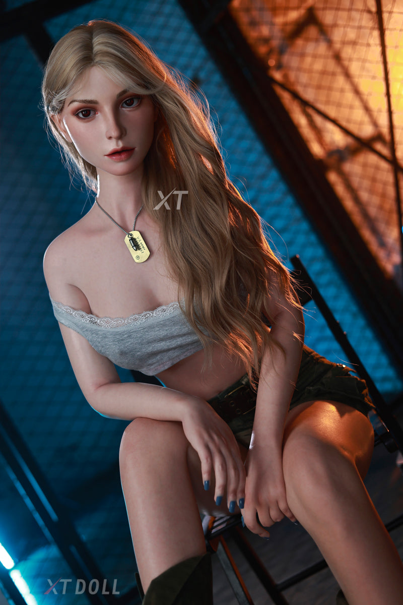 Melānijas seksa lelle (XT Doll 164 cm C-Cup #XT-15-B silikons)