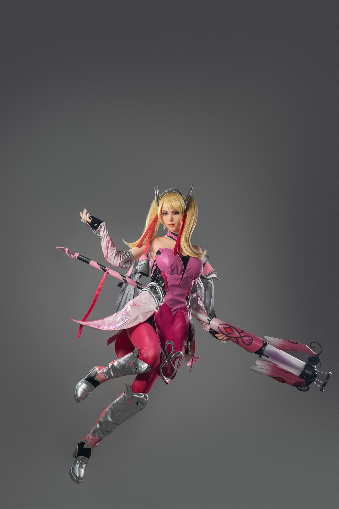 Seksa lelle Mercy (Game Lady 171 cm G-Cup Nr. 38 silikons)