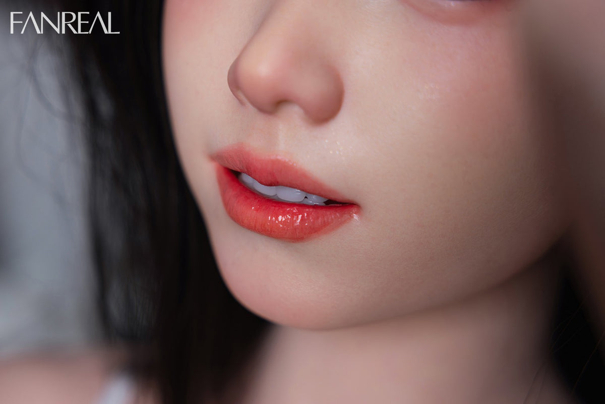 Mollijas seksa lelle (FanReal Doll 155cm F kauss RST silikons)