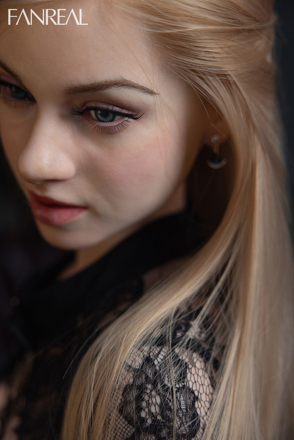 Seksa lelle Vanesa (FanReal Doll 168cm F kauss silikona)