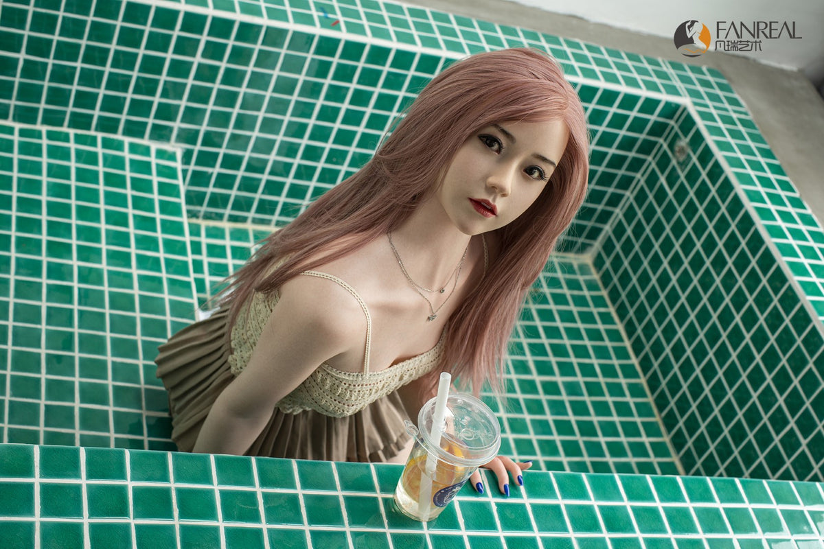 Cjaņa seksa lelle (FanReal Doll 158cm B kauss silikona)