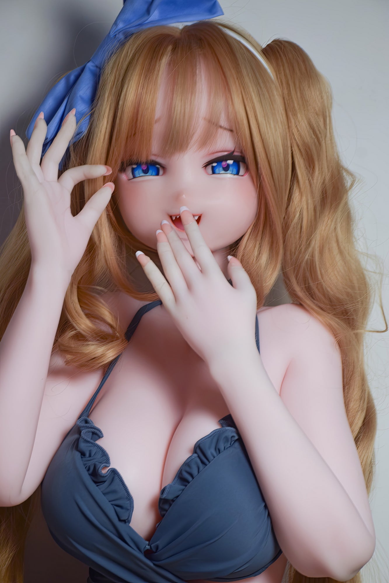 Ijuuin Maki seksa lelle (Elsa Babe 140cm RAD010 silikons)