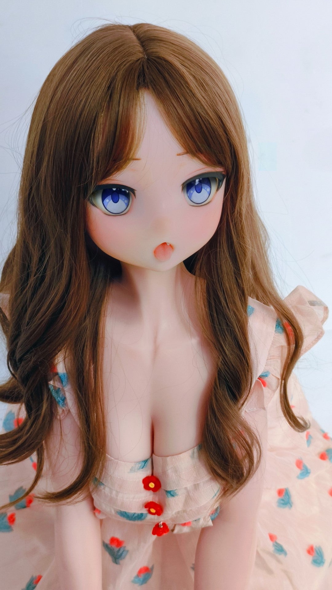 Amano Minami seksa lelle (Elsa Babe 148cm RAD019 silikons)