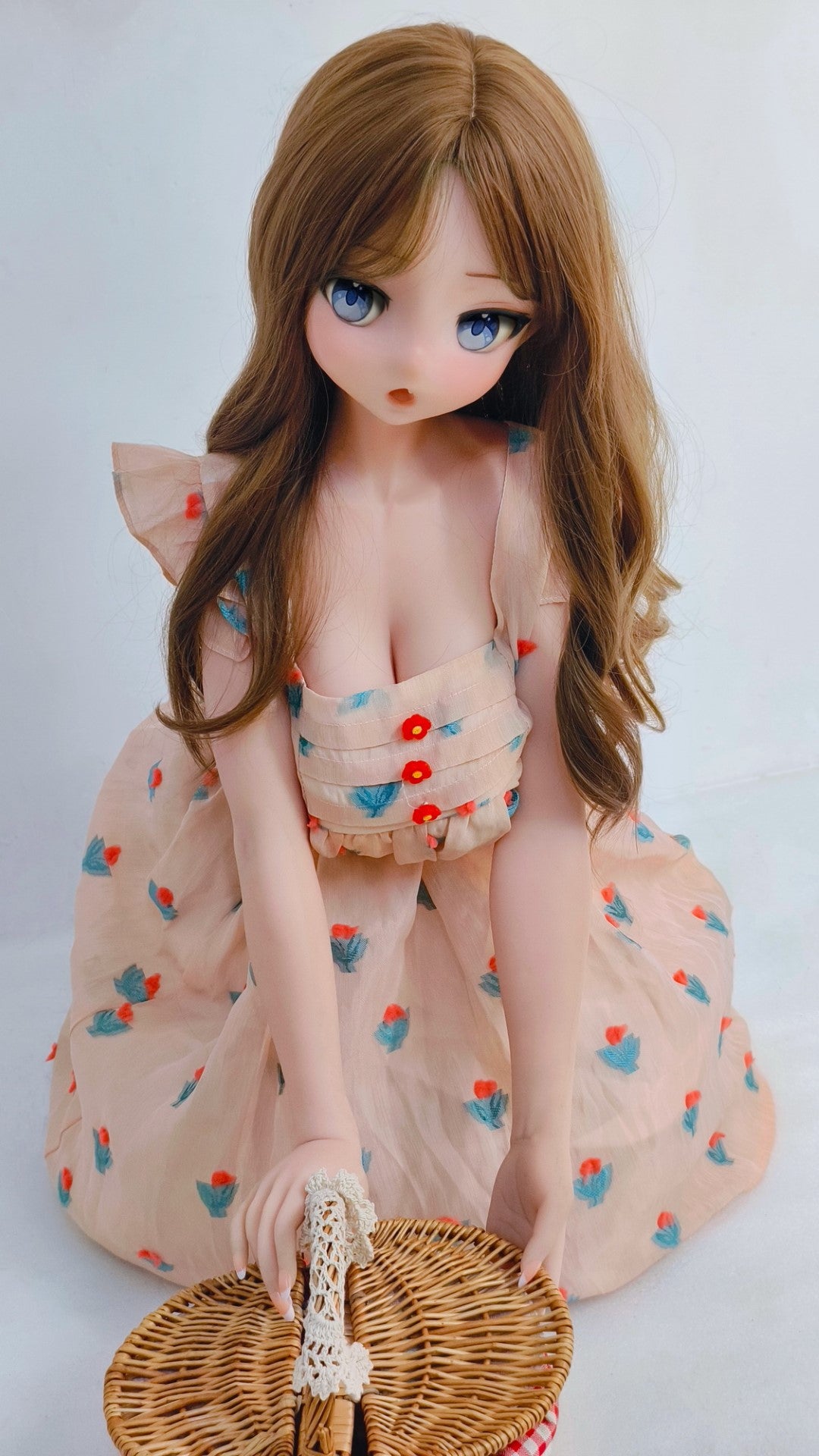 Amano Minami seksa lelle (Elsa Babe 148cm RAD019 silikons)