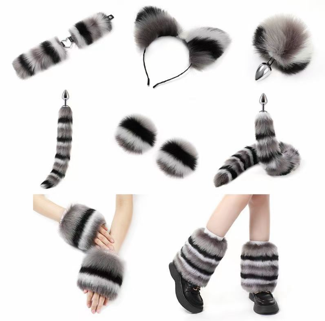 Furry Apģērbs krāsainā kažokā (komplektā ir 11 gabali)