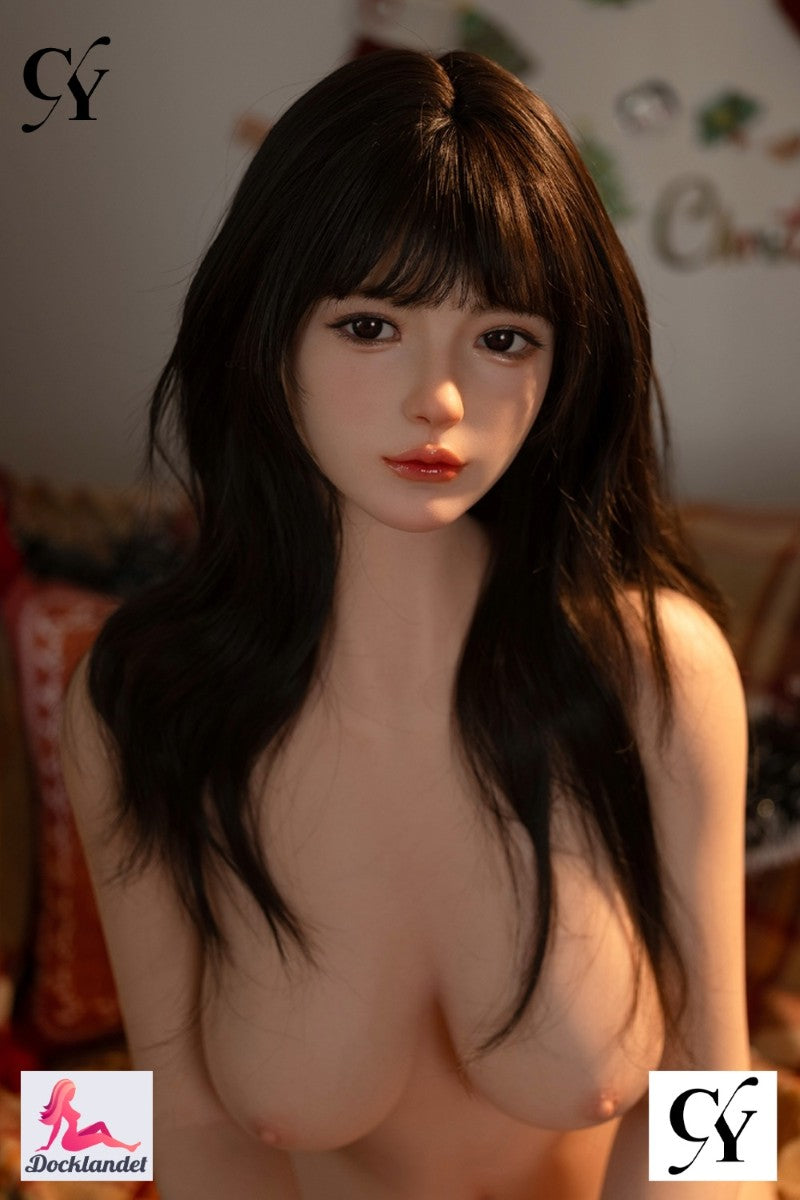 Sato Asuka ir reālistisks sex doll ar izskatu, kas veidots pēc populārās popzvaigznes ar tādu pašu nosaukumu. Ārkārtīgi reālistisks 162 cm garš aziāts sex doll ar izliektu ķermeni un lielām krūtīm (E-kauss). Sato Asuka var jaunināt uz pilnu silikona korpusu.