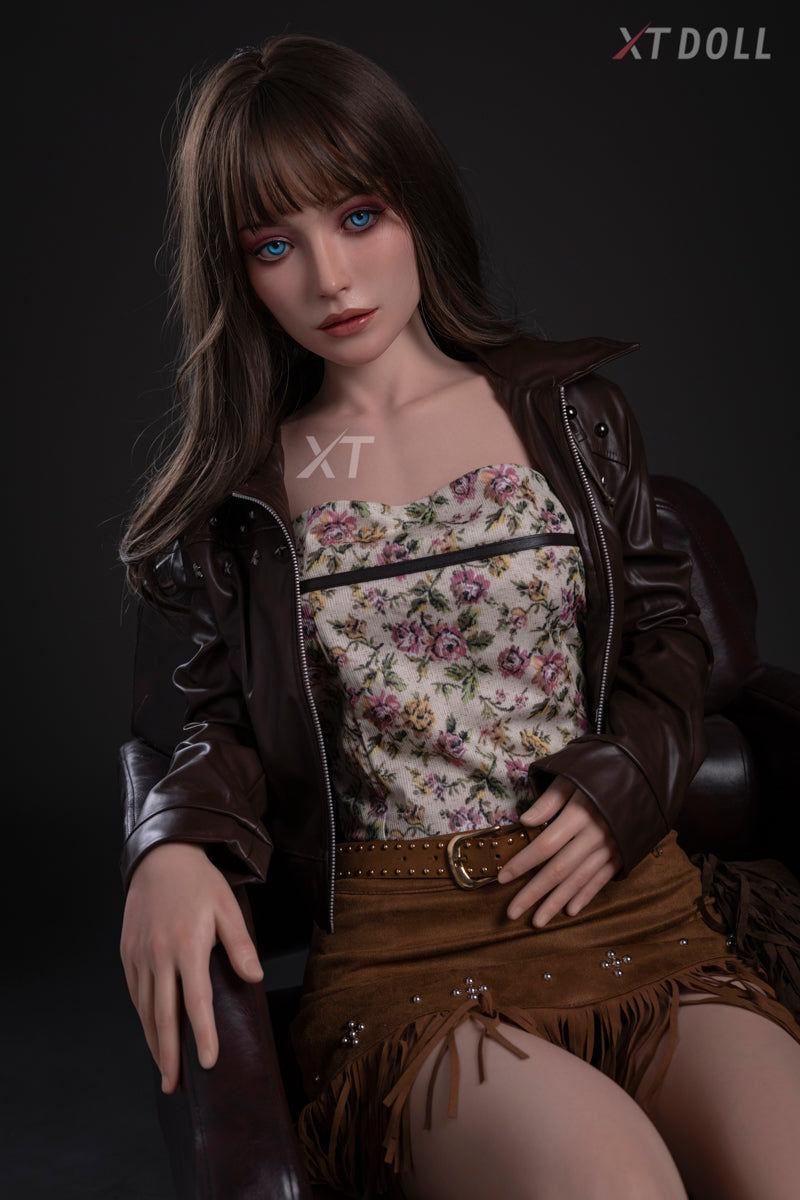 Seksa lelle Kerija (XT Doll 161 cm B-Cup #XT-2-C silikons)