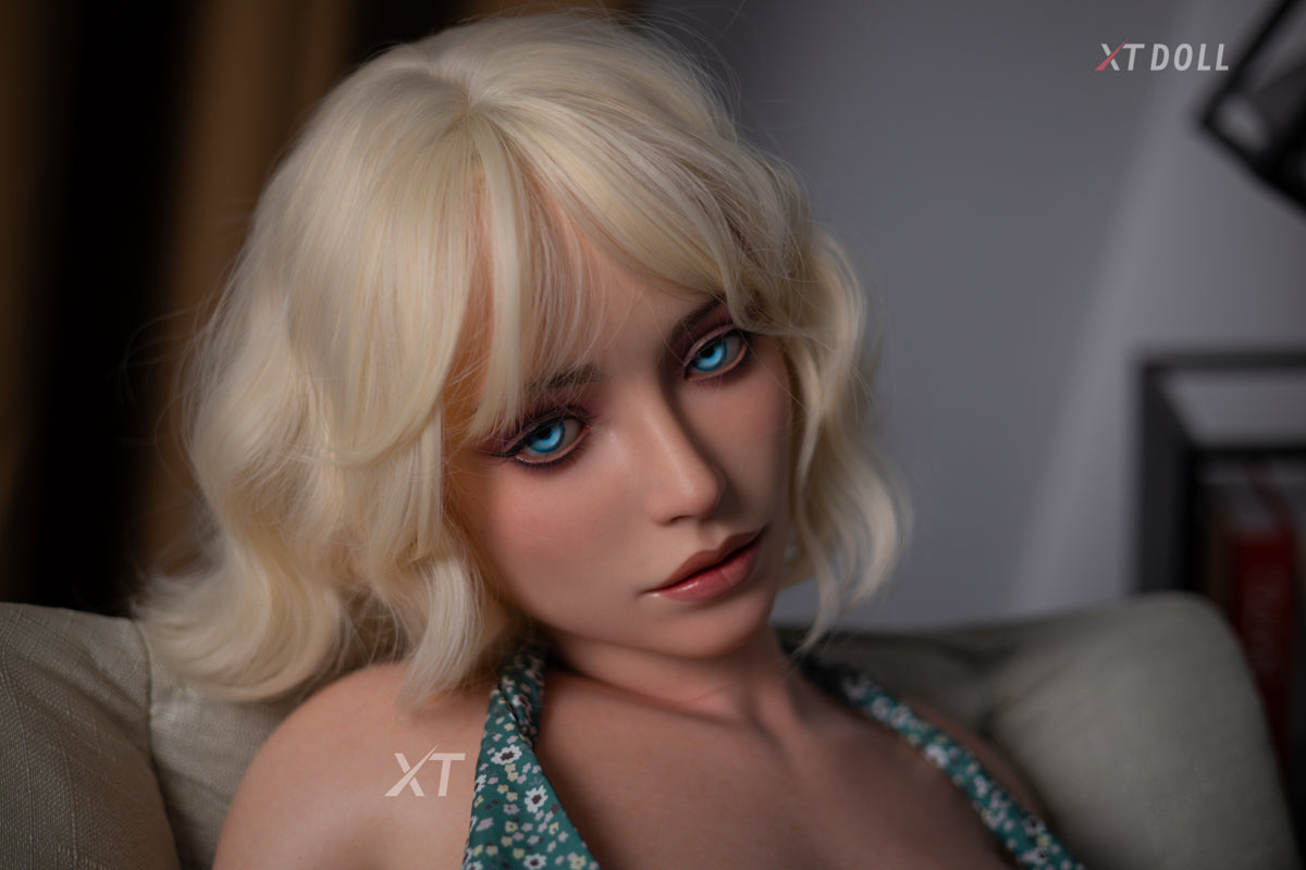 Seksa lelle Kerija (XT Doll 160 cm H-Cus #XT-2-C silikons)