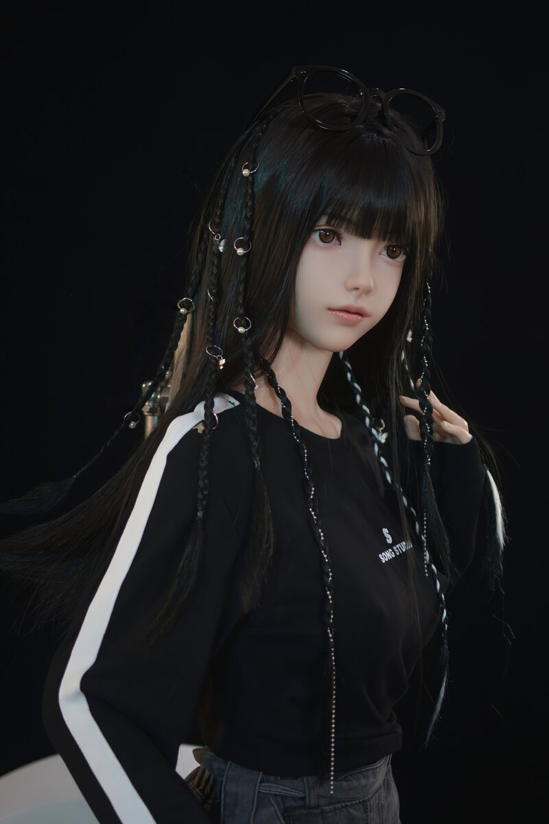 Xiaolu seksa lelle (FUDoll 150 cm B-Cup silikona)