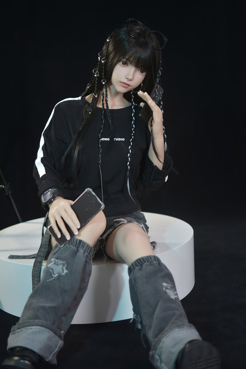 Xiaolu seksa lelle (FUDoll 150 cm B-Cup silikona)