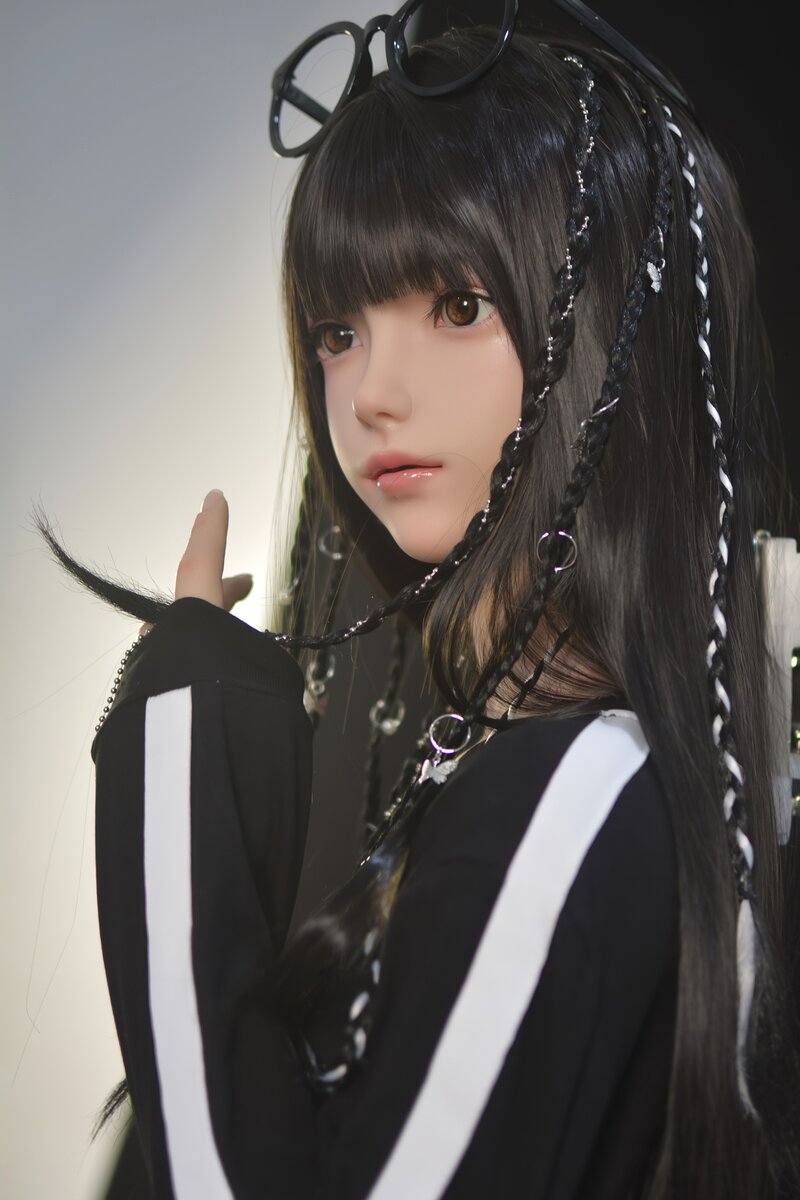 Xiaolu seksa lelle (FUDoll 150 cm B-Cup silikona)