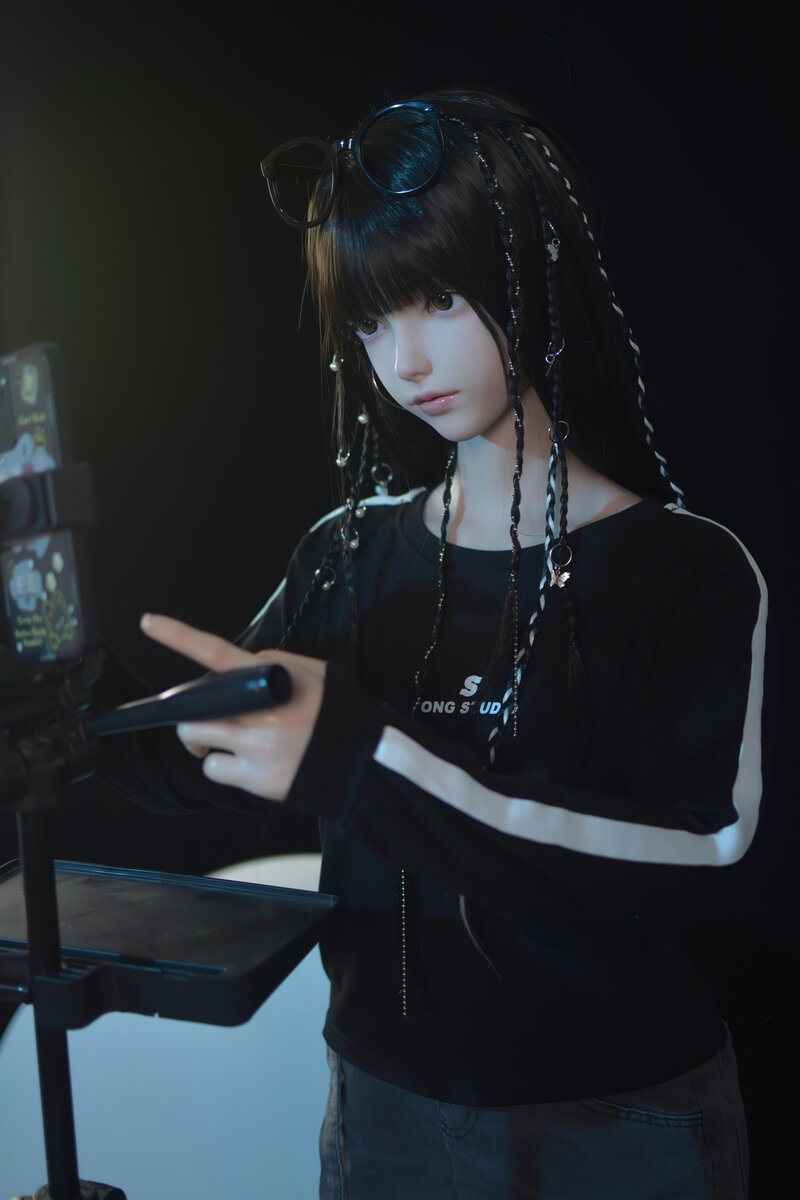 Xiaolu seksa lelle (FUDoll 150 cm B-Cup silikona)