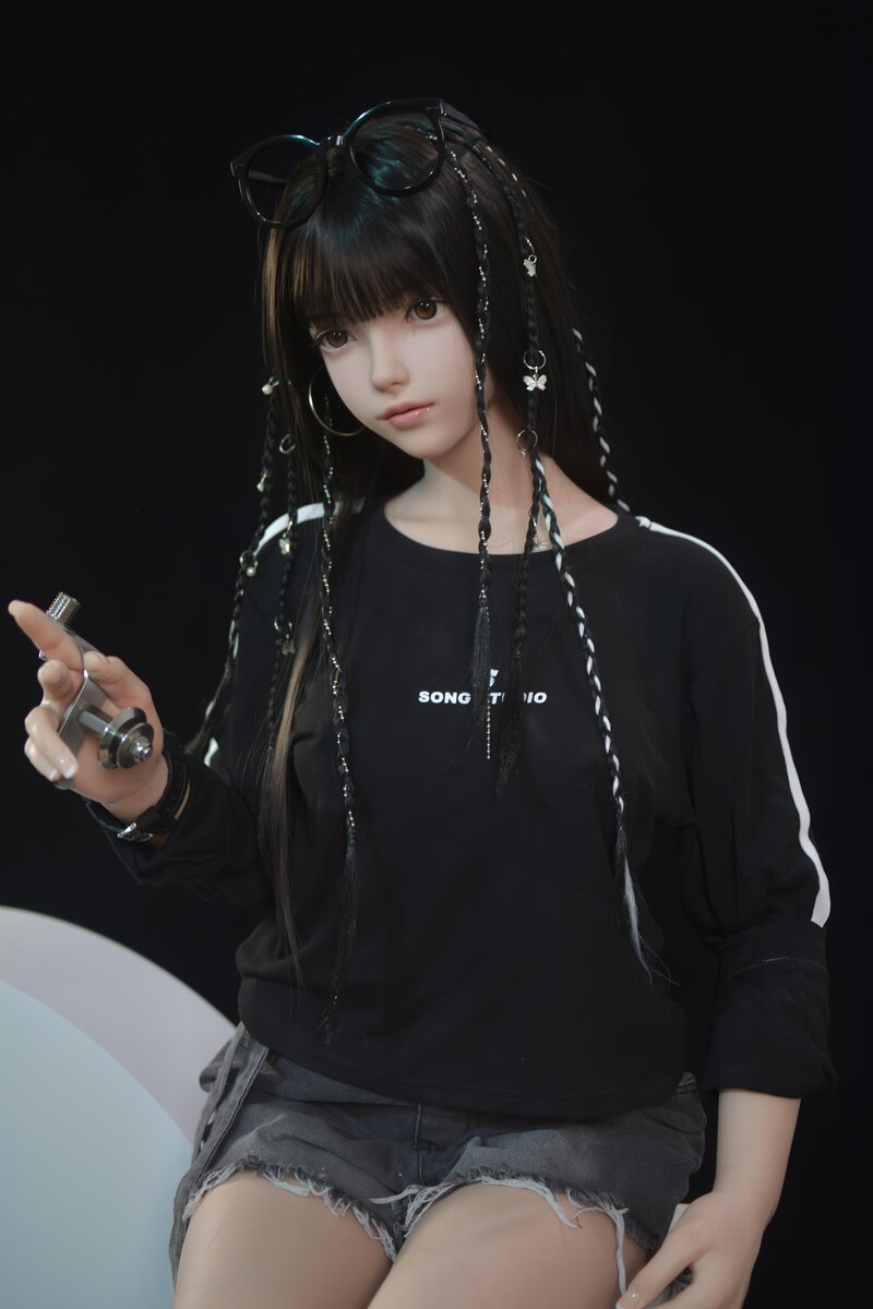 Xiaolu seksa lelle (FUDoll 150 cm B-Cup silikona)