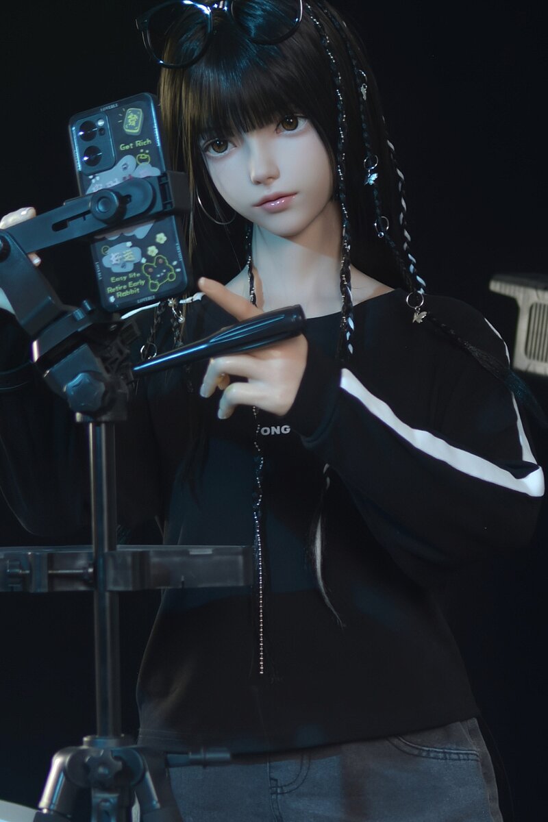 Xiaolu seksa lelle (FUDoll 150 cm B-Cup silikona)